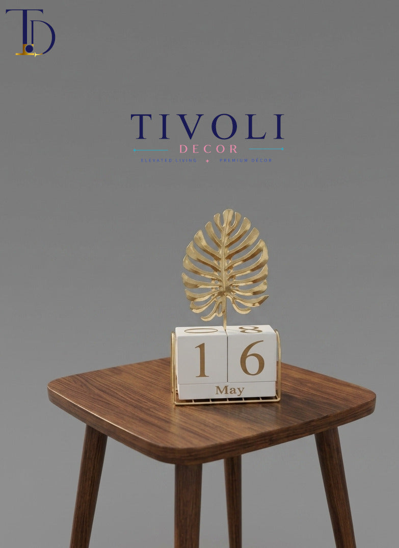 Modern Flip Cube Desk Calendar – Luxury Gold Palm Leaf Office Accent